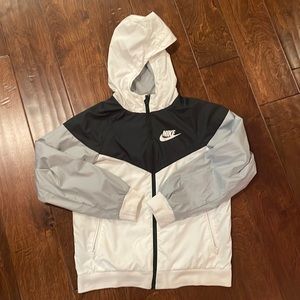 Boy Youth Nike Large Windbreaker